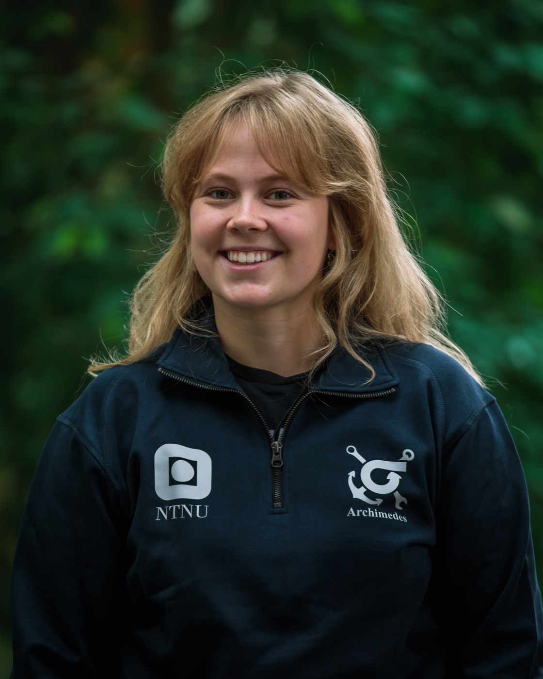 Portrett av Emma Tomlinson, instituttansvarlig i 2025.